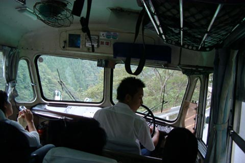 bus7.jpg